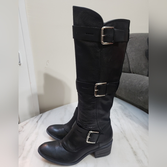 Boots- Donald J Pliner Dax boot size 9.5M - Picture 4 of 9